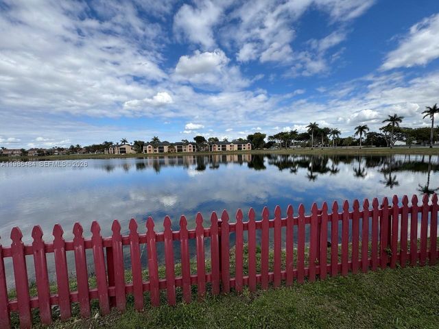 8273 NW 188th Ter, Hialeah, FL 33015