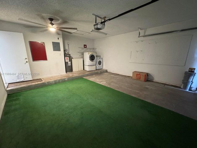 8273 NW 188th Ter, Hialeah, FL 33015