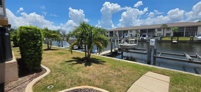 222 LEWIS CIRCLE 142, Punta Gorda, FL 33950