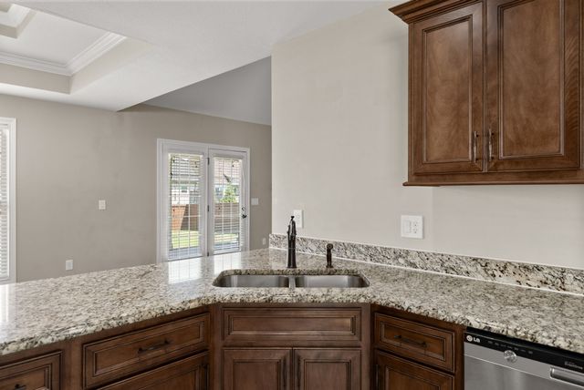 2253 Ellington Gait Dr, Clarksville, TN 37043