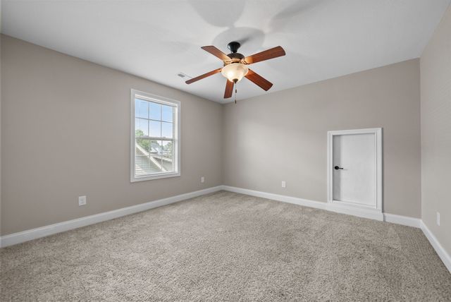 2253 Ellington Gait Dr, Clarksville, TN 37043