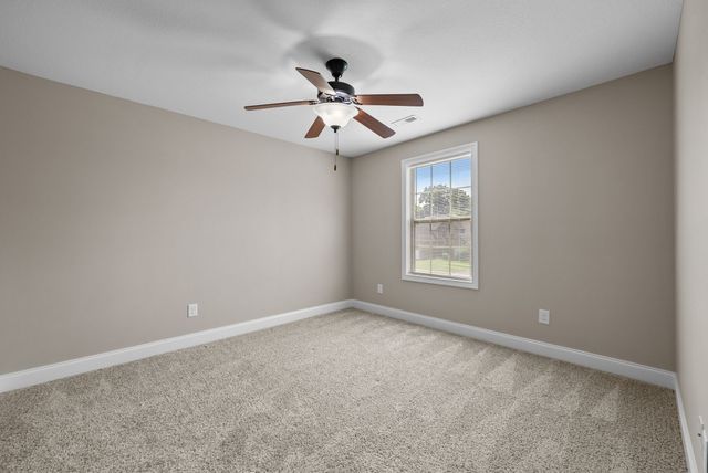 2253 Ellington Gait Dr, Clarksville, TN 37043