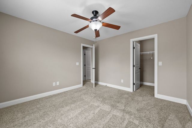 2253 Ellington Gait Dr, Clarksville, TN 37043