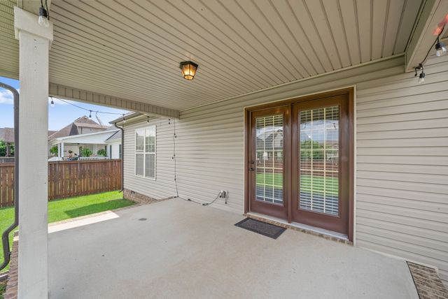 2253 Ellington Gait Dr, Clarksville, TN 37043