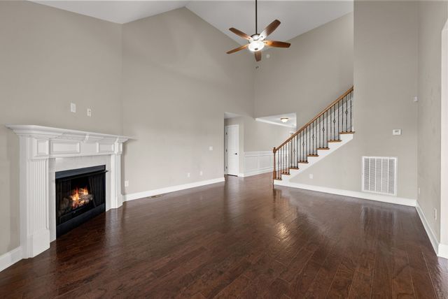 2253 Ellington Gait Dr, Clarksville, TN 37043