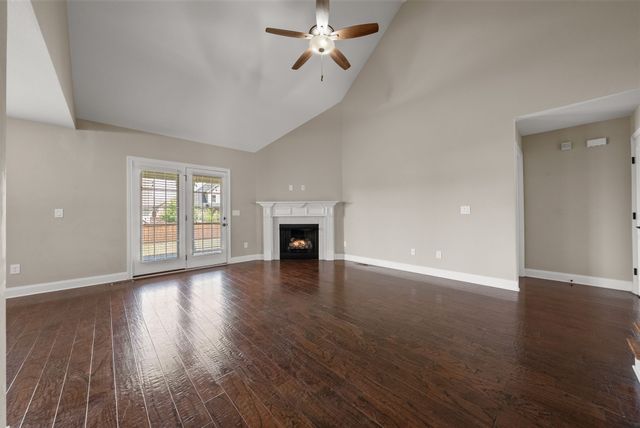 2253 Ellington Gait Dr, Clarksville, TN 37043