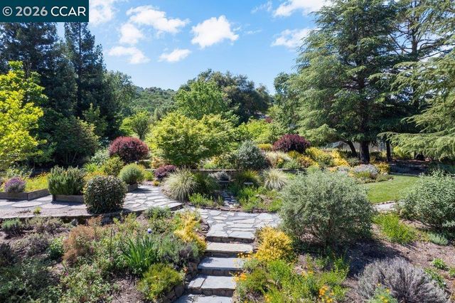 26 Rio Del Ct, Danville, CA 94526