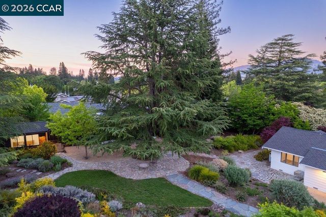 26 Rio Del Ct, Danville, CA 94526