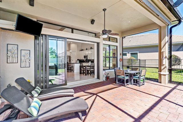 11990 Kalmar Circle S, Parkland, FL 33076