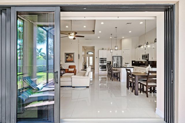 11990 Kalmar Circle S, Parkland, FL 33076