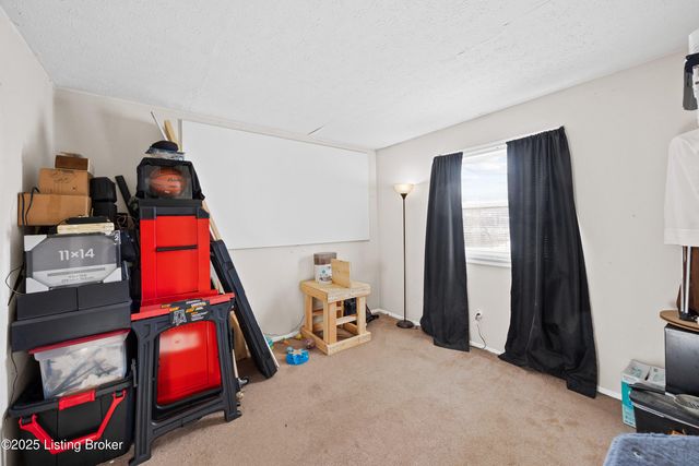 335 Dale Rd, Louisville, KY 40229