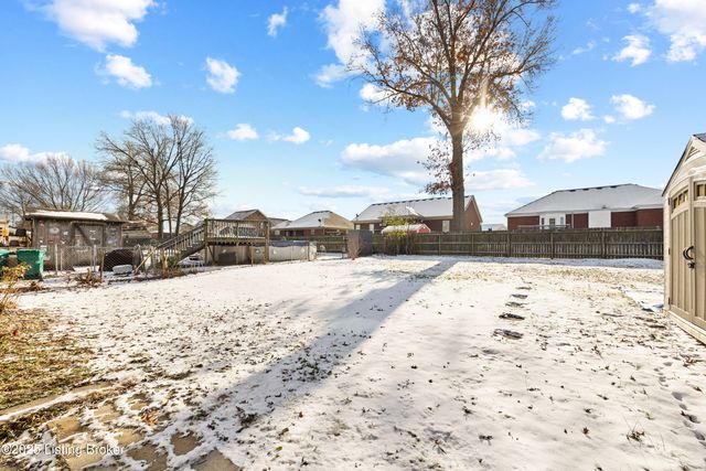 335 Dale Rd, Louisville, KY 40229