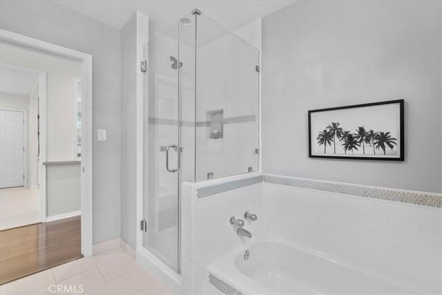 2116 S Cloverdale, Los Angeles, CA 90016