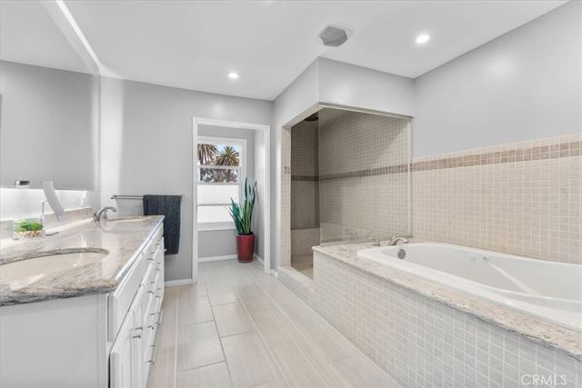 2116 S Cloverdale, Los Angeles, CA 90016