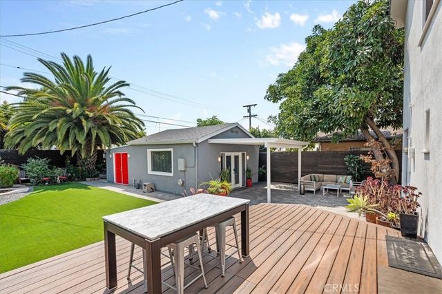 2116 S Cloverdale, Los Angeles, CA 90016