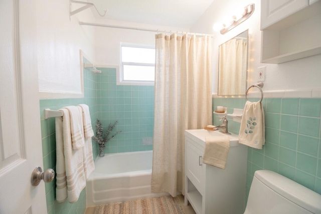 2032 WORTHINGTON Road, West Palm Beach, FL 33409