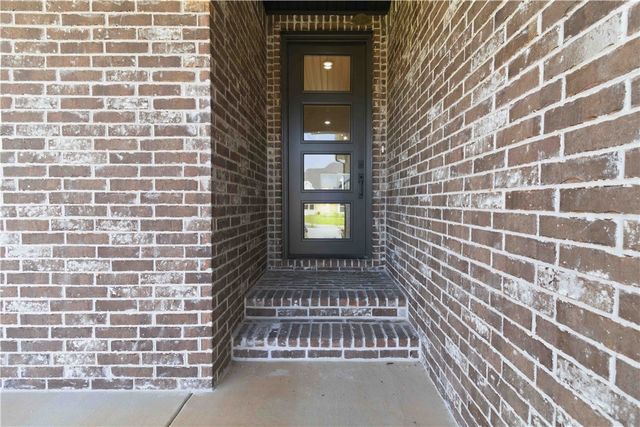 1240 Mammoth Street, Centerton, AR 72713
