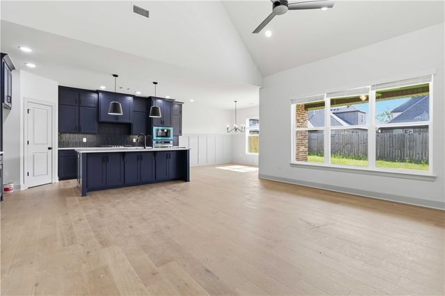 1240 Mammoth Street, Centerton, AR 72713
