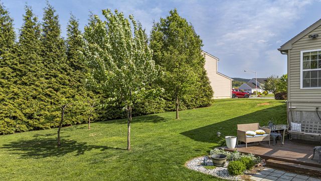 136 NANTUCKET DR, Reading, PA 19605