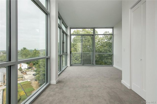 250 S Central Park Avenue 5J, Hartsdale, NY 10530