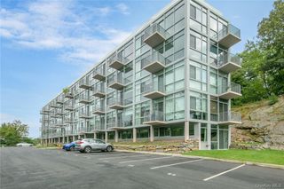 250 S Central Park Avenue 5J, Hartsdale, NY 10530