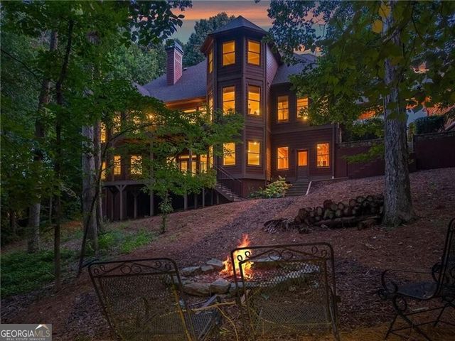3324 High Noontide Way NW, Acworth, GA 30101