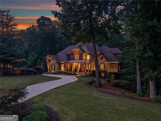 3324 High Noontide Way NW, Acworth, GA 30101