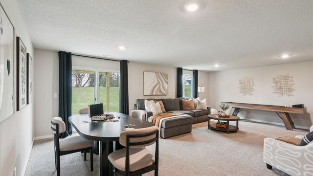 3285 Artesian Road, Marion, IA 52302