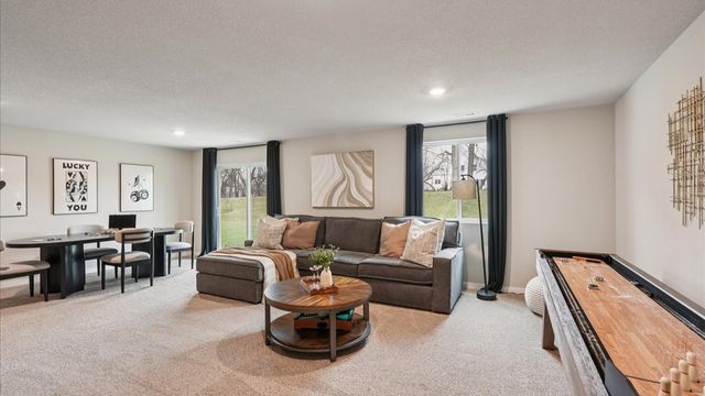 3285 Artesian Road, Marion, IA 52302