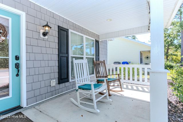 148 NE 12th Street, Oak Island, NC 28465
