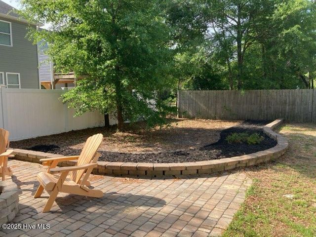 148 NE 12th Street, Oak Island, NC 28465