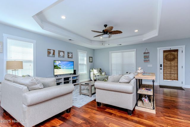 148 NE 12th Street, Oak Island, NC 28465