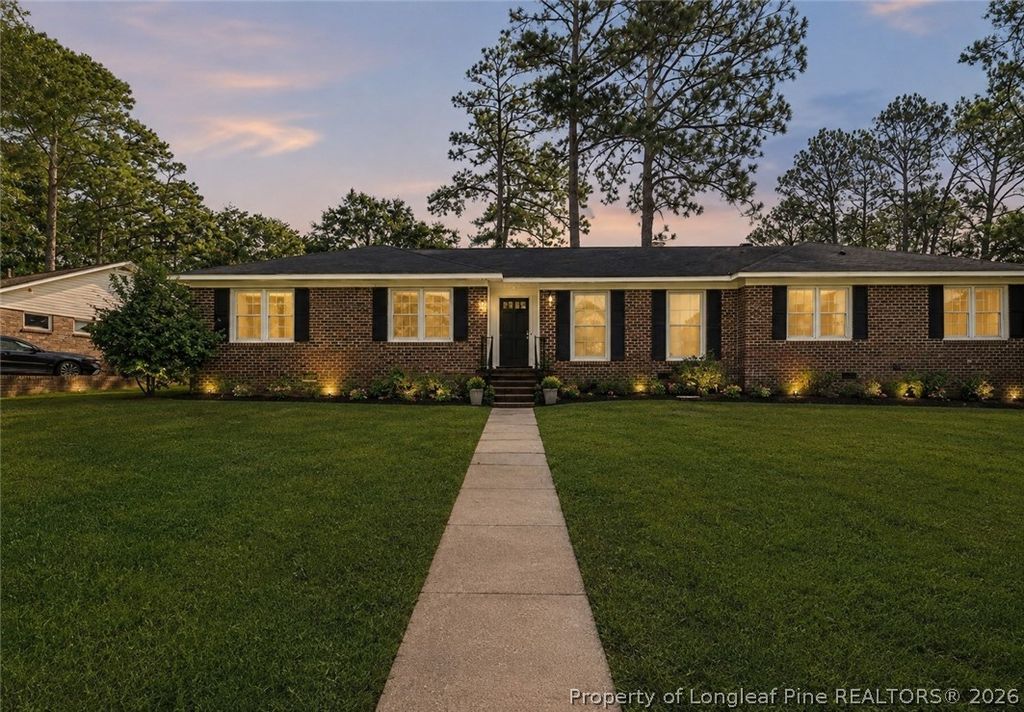 710 Roundtree Drive, Fayetteville, NC 28304 — exterior