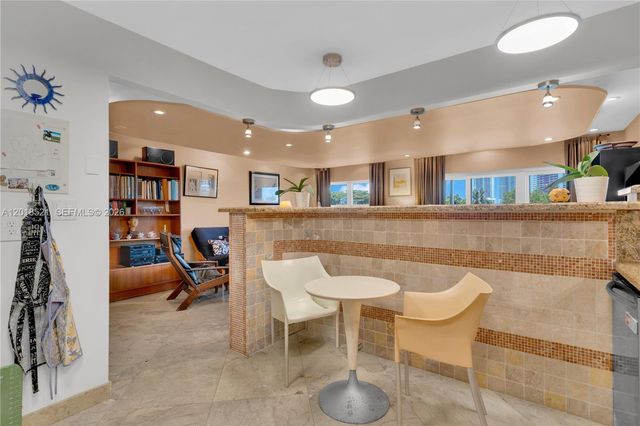 200 Diplomat Pkwy 336, Hallandale Beach, FL 33009