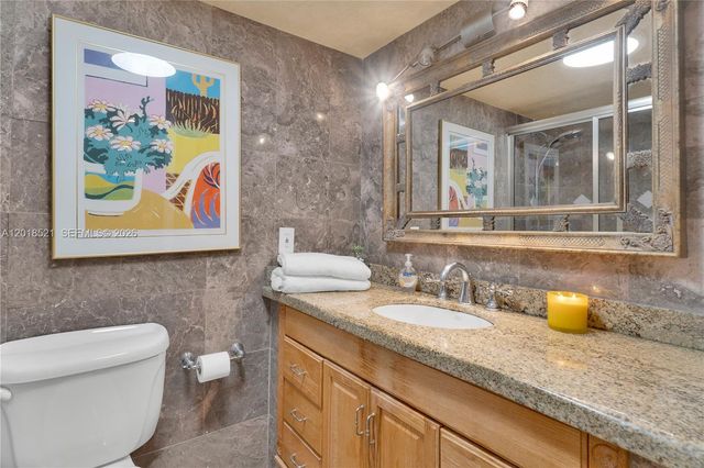 200 Diplomat Pkwy 336, Hallandale Beach, FL 33009