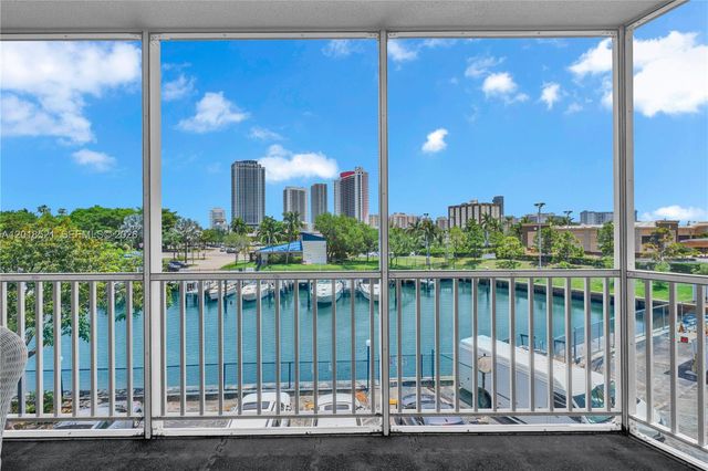 200 Diplomat Pkwy 336, Hallandale Beach, FL 33009