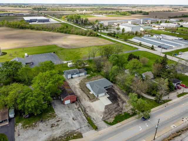1220 Dixie Highway, Beecher, IL 60401