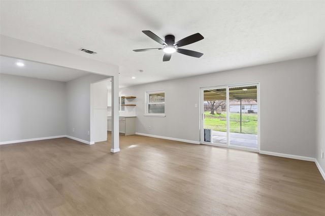 7833 Davenport Avenue, Fort Worth, TX 76116