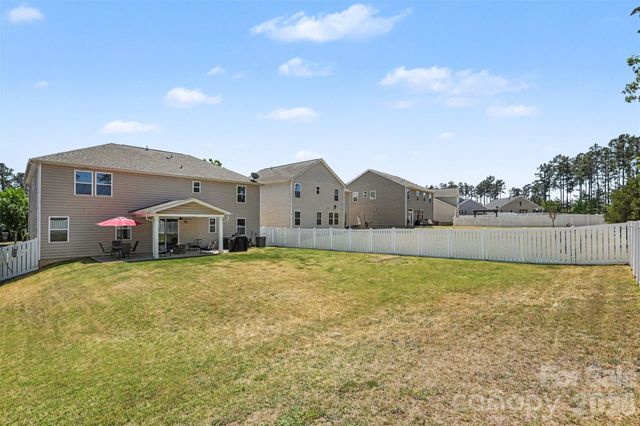 15125 Red Canoe Way, Charlotte, NC 28278