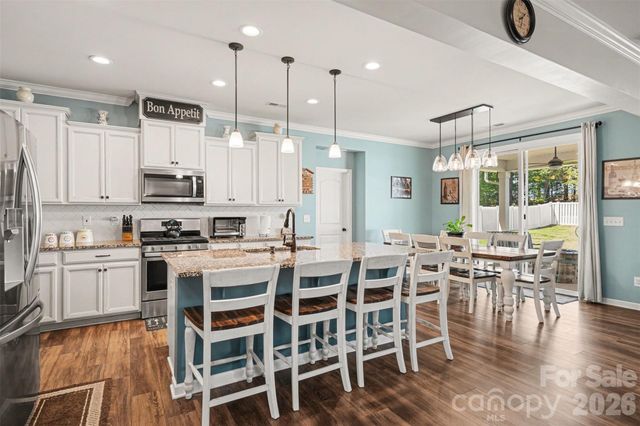 15125 Red Canoe Way, Charlotte, NC 28278