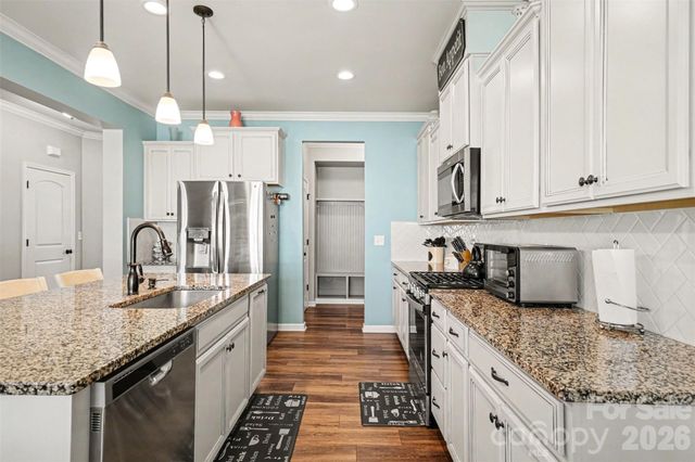 15125 Red Canoe Way, Charlotte, NC 28278