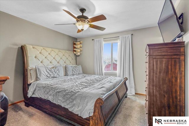 5009 NW 6th Street, Lincoln, NE 68521