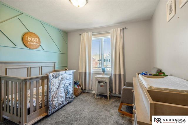 5009 NW 6th Street, Lincoln, NE 68521