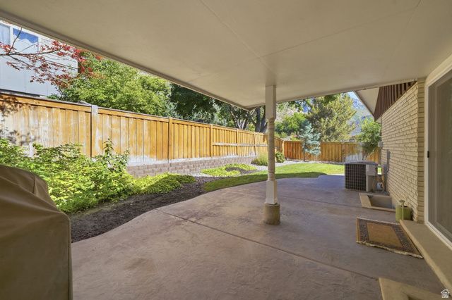 3298 CHEROKEE LN, Provo, UT 84604