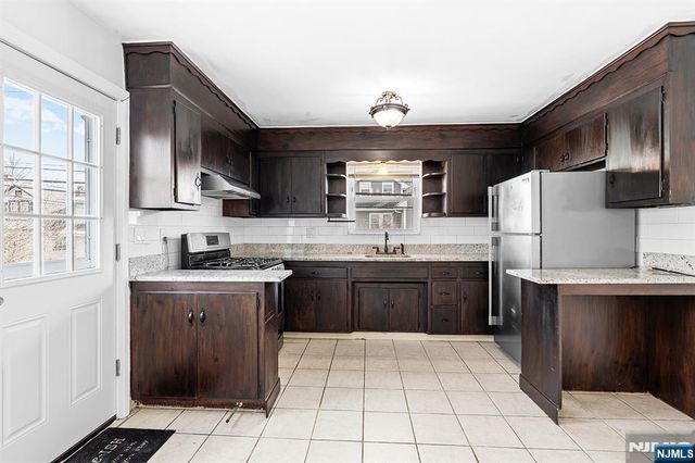 274 Greylock Parkway, Belleville, NJ 07109