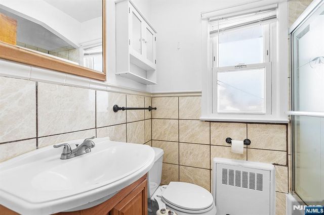 274 Greylock Parkway, Belleville, NJ 07109