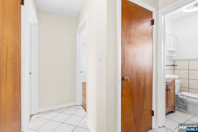 274 Greylock Parkway, Belleville, NJ 07109