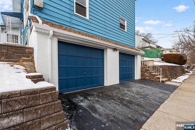 274 Greylock Parkway, Belleville, NJ 07109