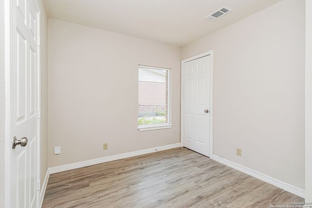 927 H, San Antonio, TX 78220