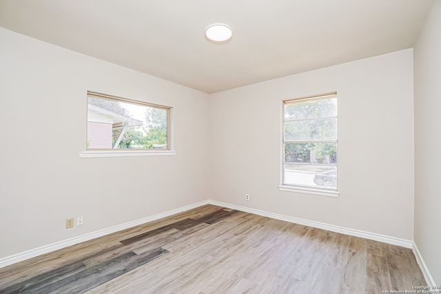 927 H, San Antonio, TX 78220